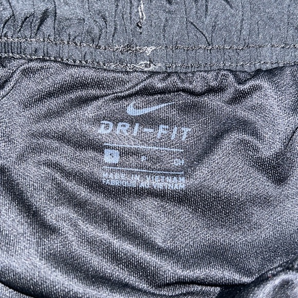 Distress Pattern Nike Dri-Fit Shorts - Picture 3 of 4